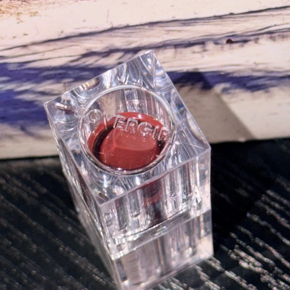 Covergirl Exhibitionist Lipstick 515 River Plum Deep Berry Cream Lip Color